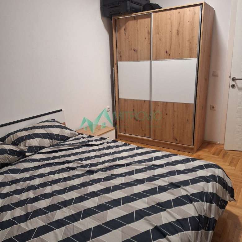 Stan Prodaja Novi Sad  40 m2