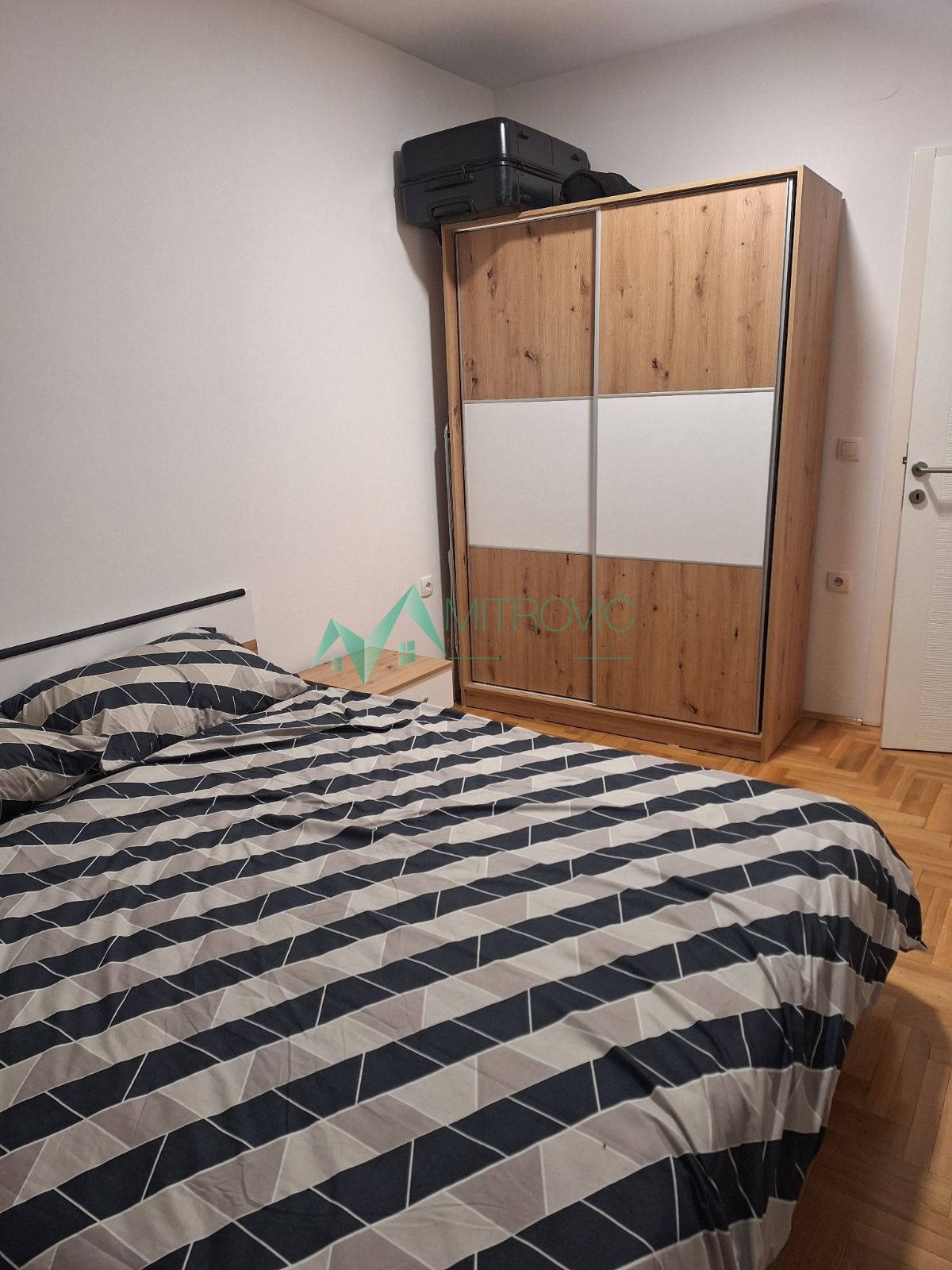 Stan Prodaja Novi Sad  40 m2