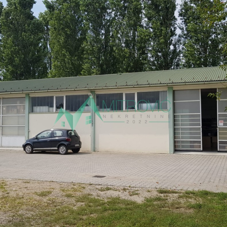 Lokal Prodaja Novi Sad  320 m2