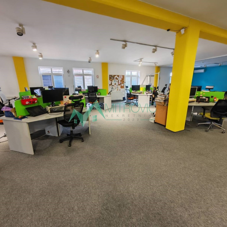Lokal Prodaja Novi Sad  752 m2