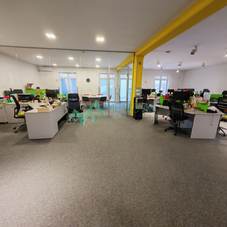 Lokal Prodaja Novi Sad  752 m2