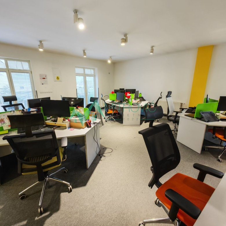 Lokal Prodaja Novi Sad  752 m2