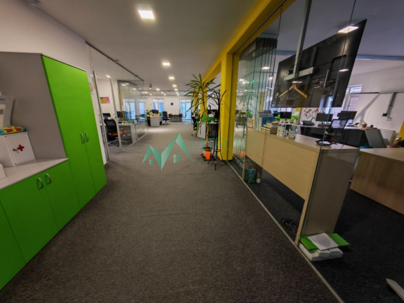 Lokal Prodaja Novi Sad  752 m2