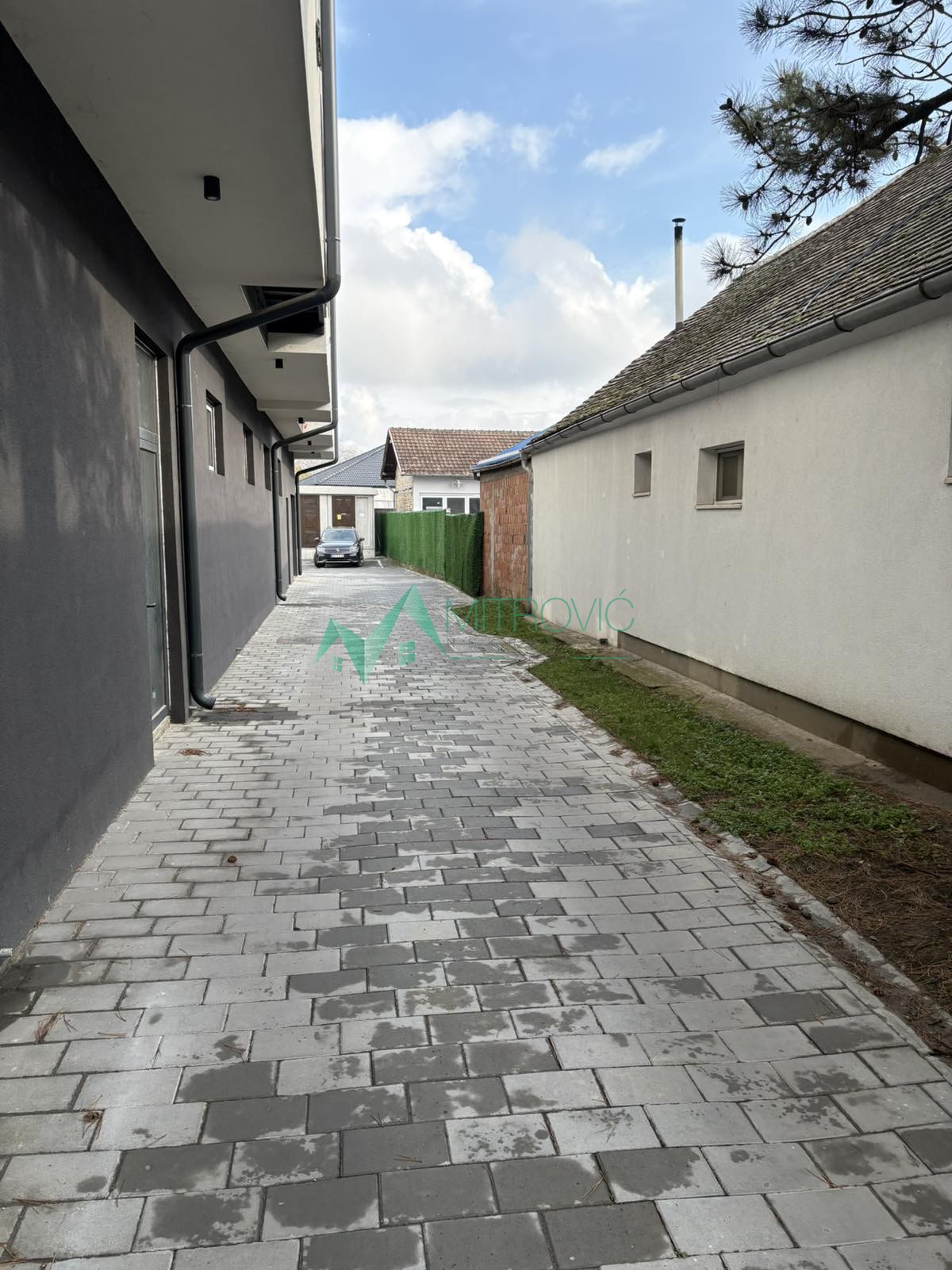 Lokal Prodaja Petrovaradin Lokal Prodaja Petrovaradin 303 m2
