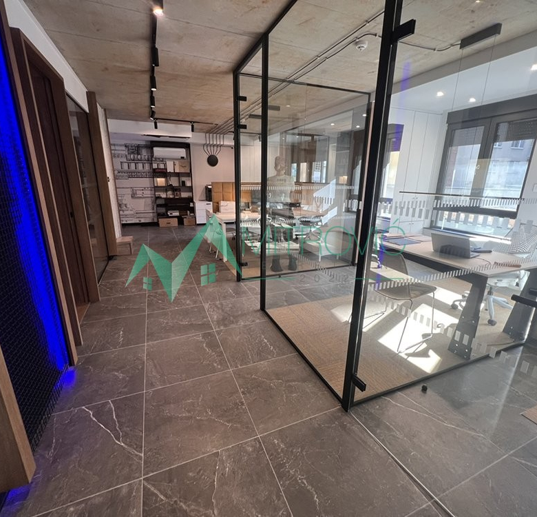 Lokal Prodaja Novi Sad  121 m2