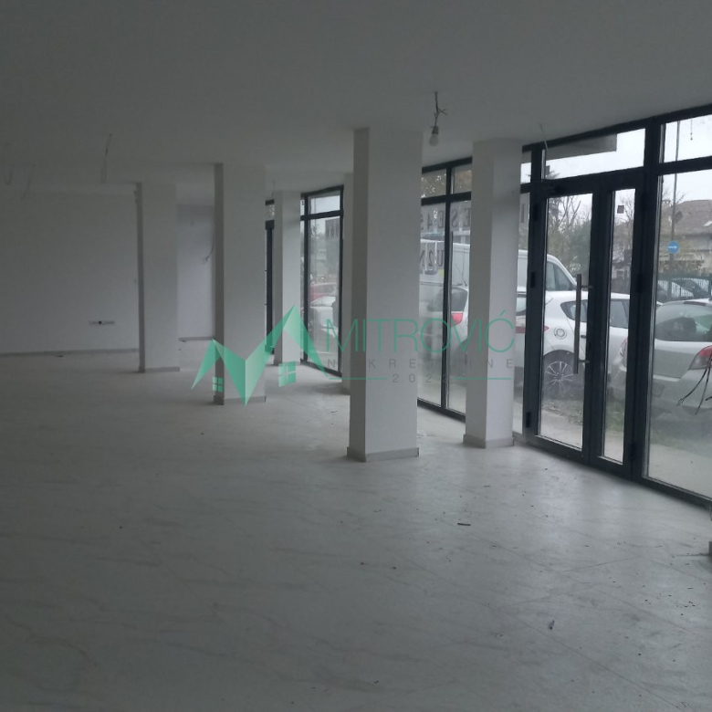 Lokal Prodaja Novi Sad  421 m2