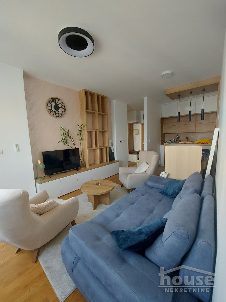 Stan Izdavanje Novi Sad  39 m2
