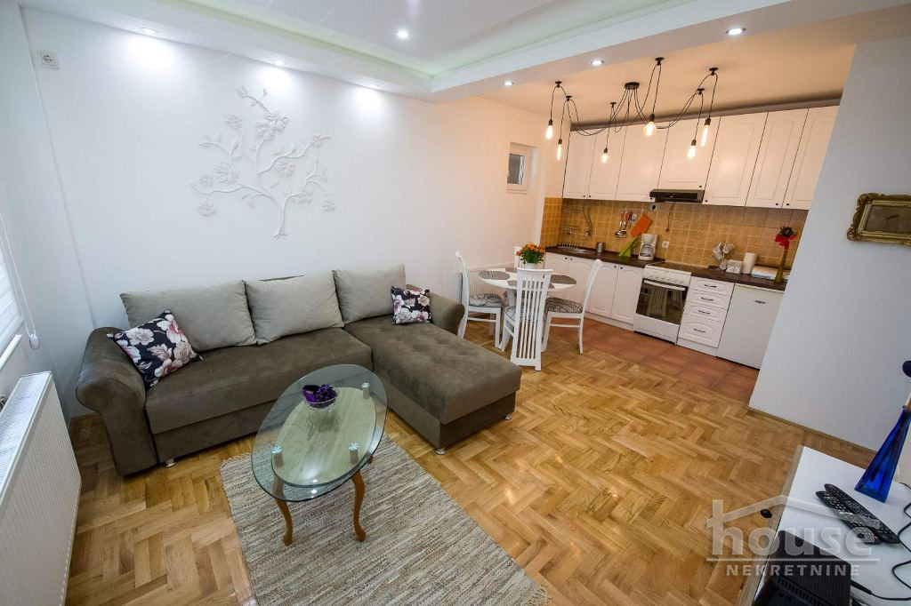 Stan Izdavanje Novi Sad  35 m2