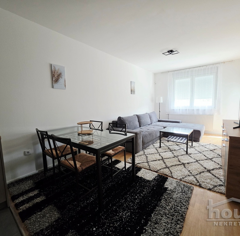 Stan Izdavanje Novi Sad  42 m2