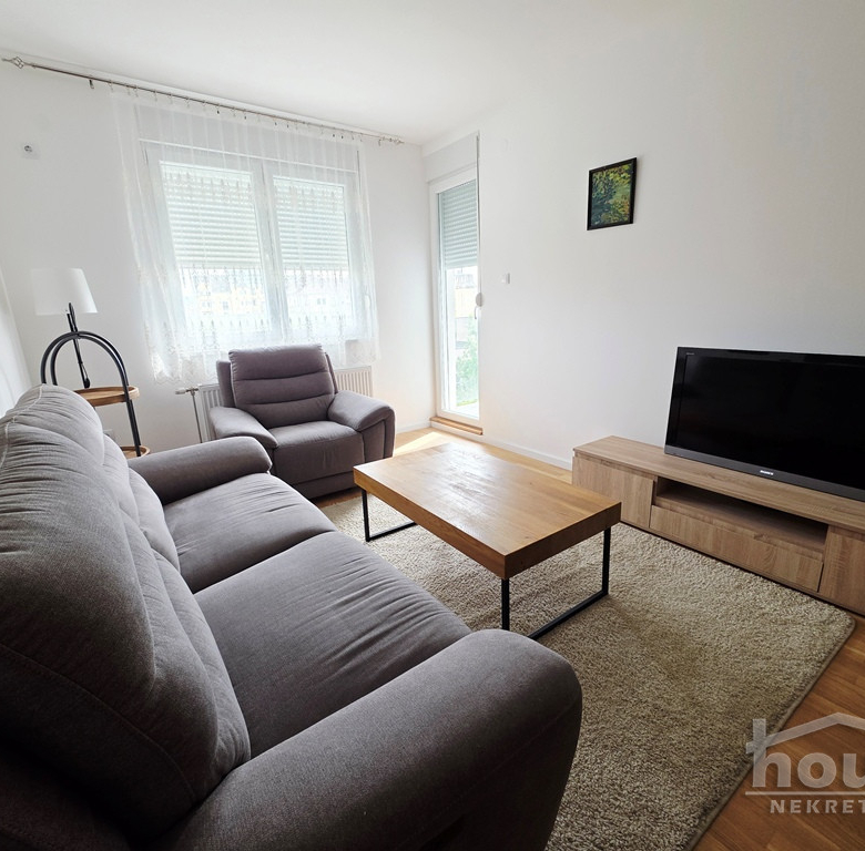 Stan Izdavanje Novi Sad  42 m2