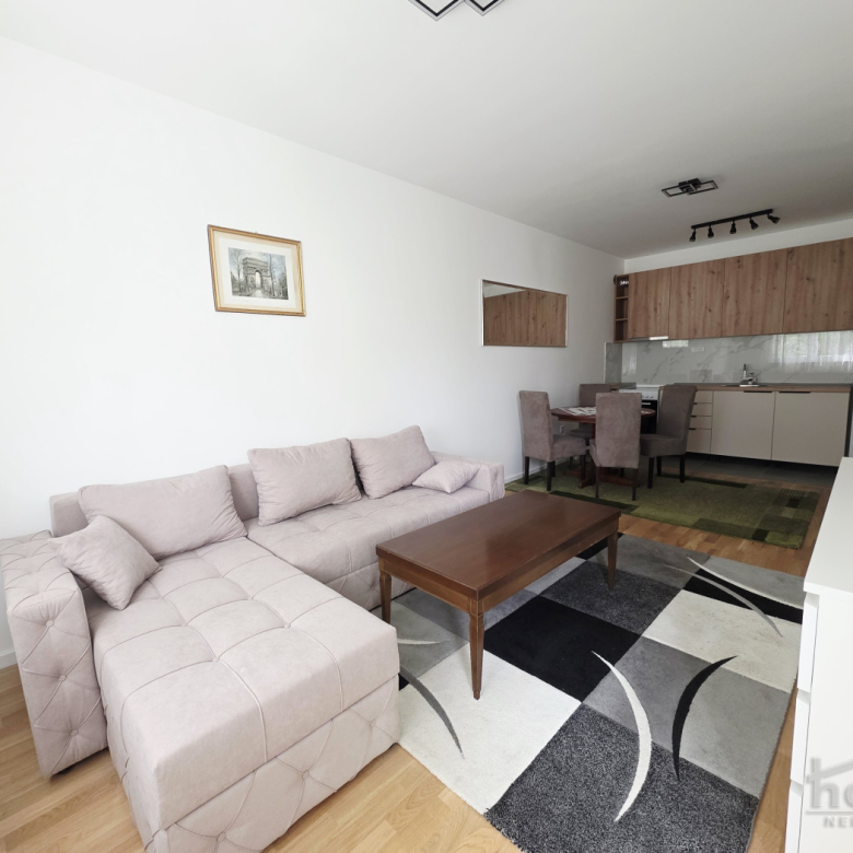 Stan Izdavanje Novi Sad  58 m2