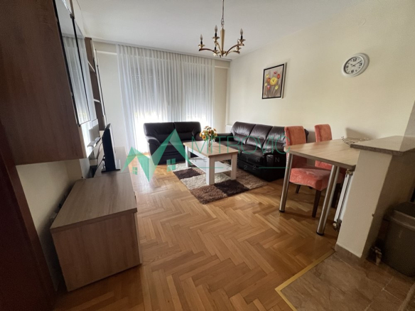 Stan Prodaja Novi Sad  44 m2