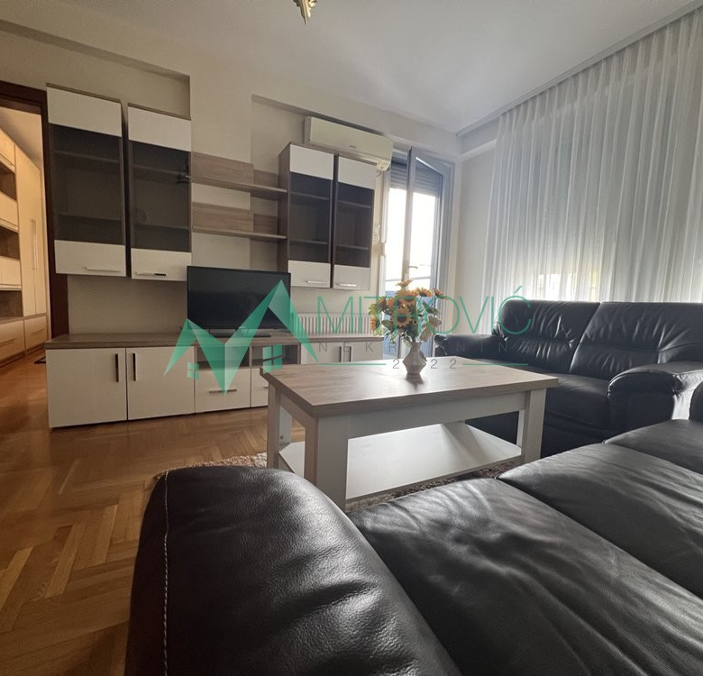 Stan Prodaja Novi Sad  44 m2