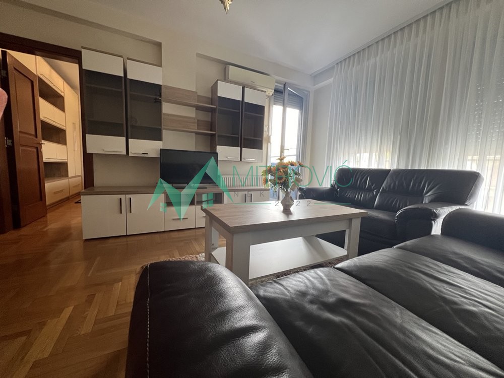 Stan Prodaja Novi Sad  44 m2