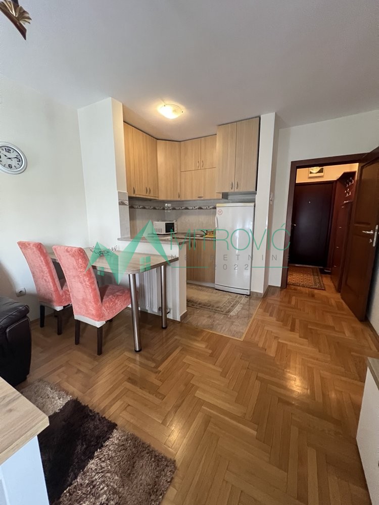 Stan Prodaja Novi Sad  44 m2