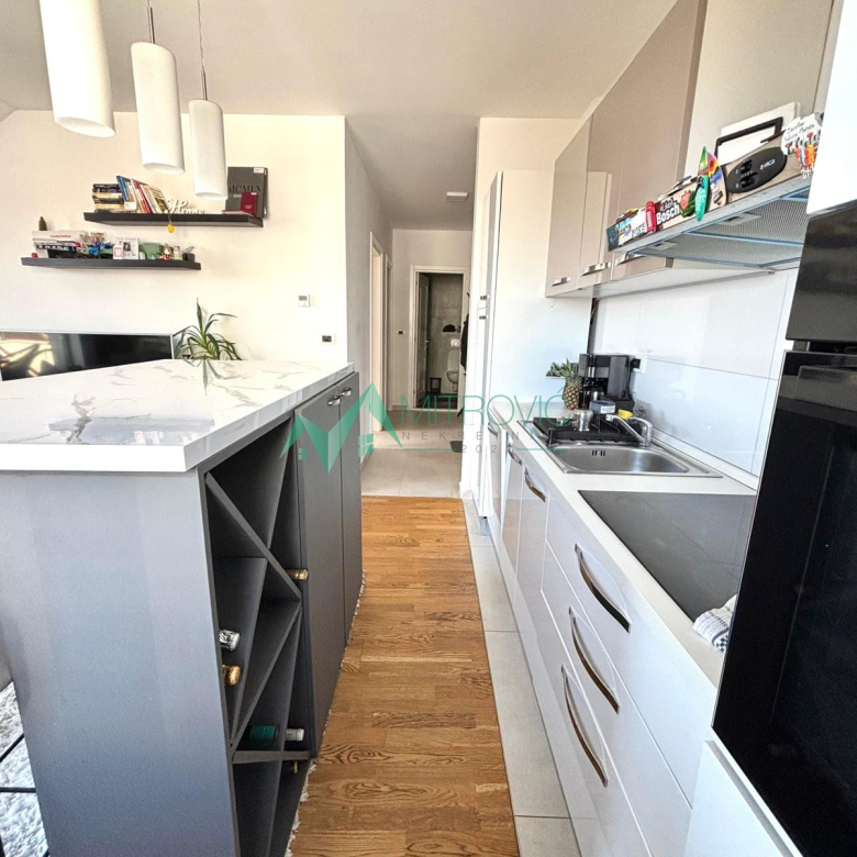 Stan Prodaja Novi Sad  58 m2