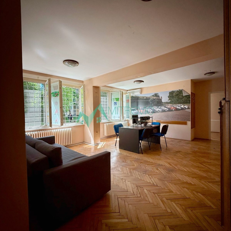 Lokal Prodaja Novi Sad  60 m2
