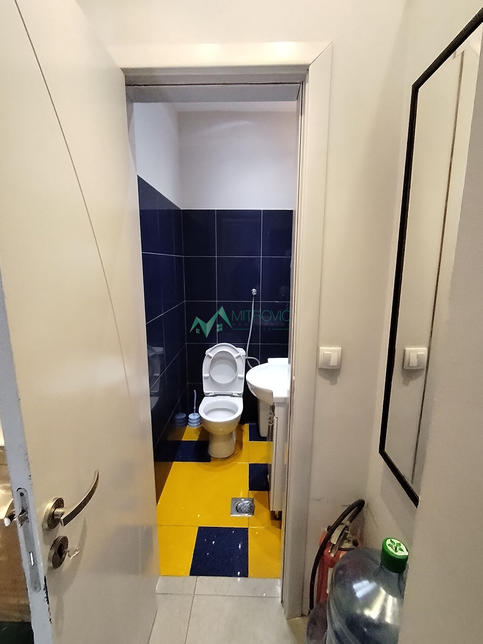 Lokal Prodaja Novi Sad Lokal Prodaja Novi Sad 69 m2
