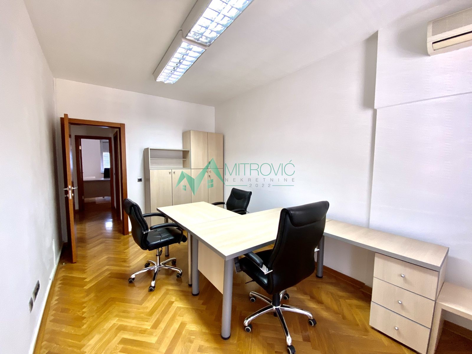 Lokal Prodaja Novi Sad  117 m2