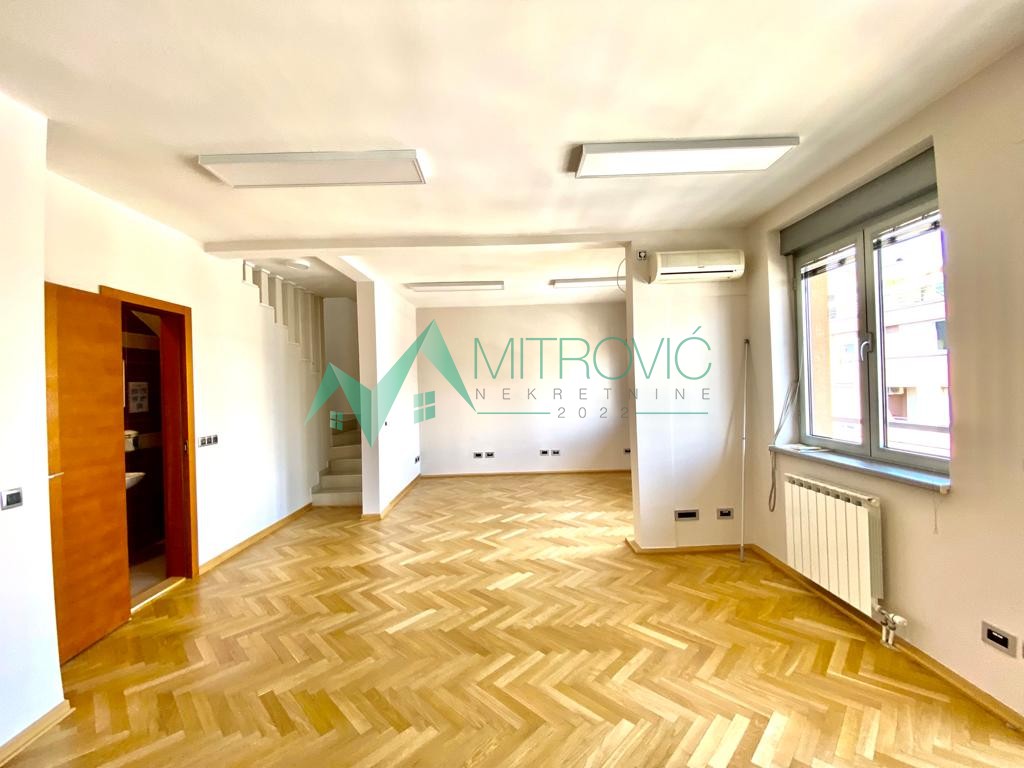 Lokal Prodaja Novi Sad Lokal Prodaja Novi Sad 182 m2