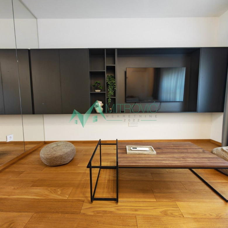 Stan Prodaja Novi Sad  54 m2