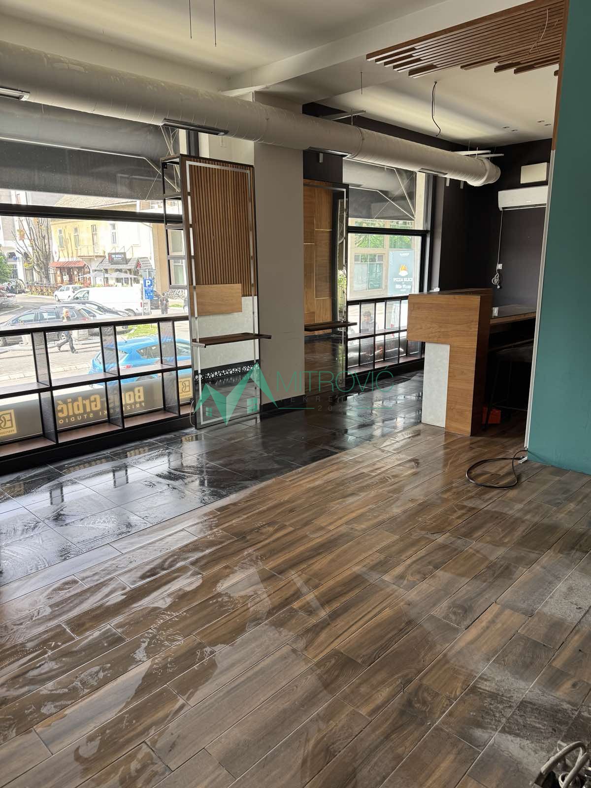 Lokal Prodaja Novi Sad  61 m2