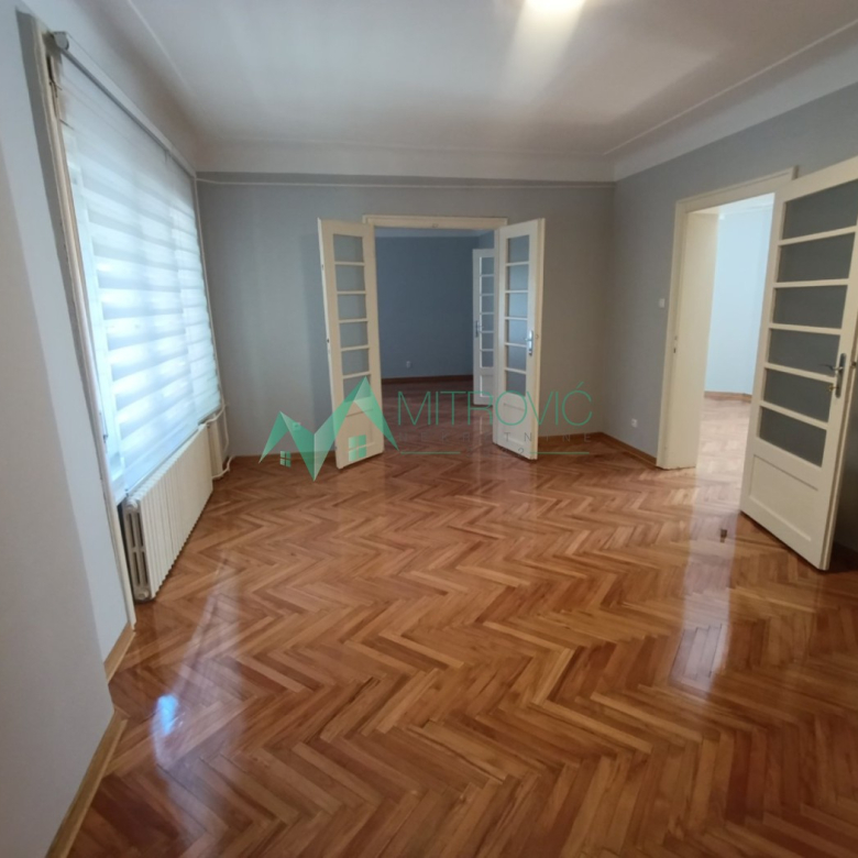 Lokal Prodaja Novi Sad  84 m2