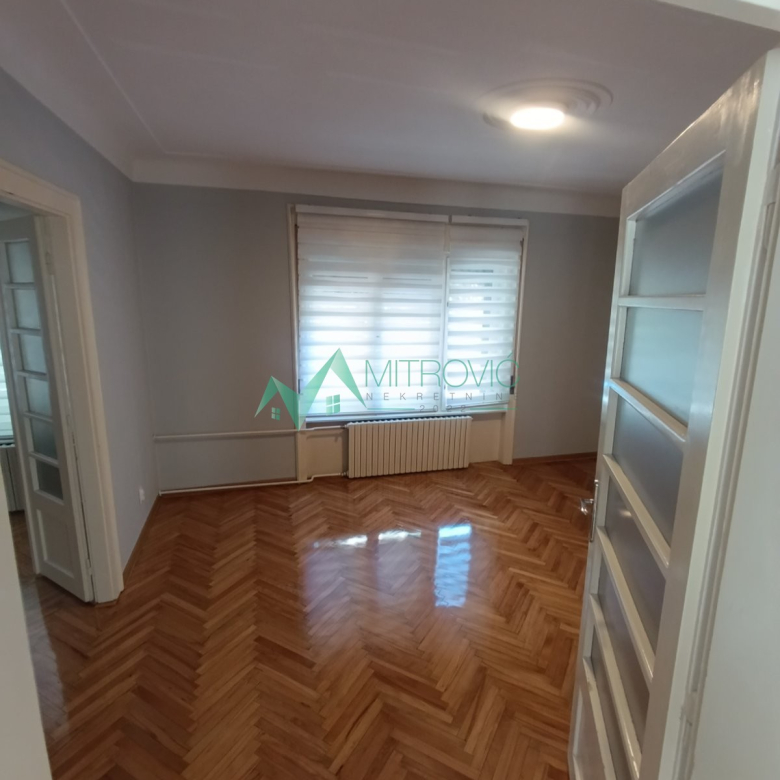 Lokal Prodaja Novi Sad  84 m2