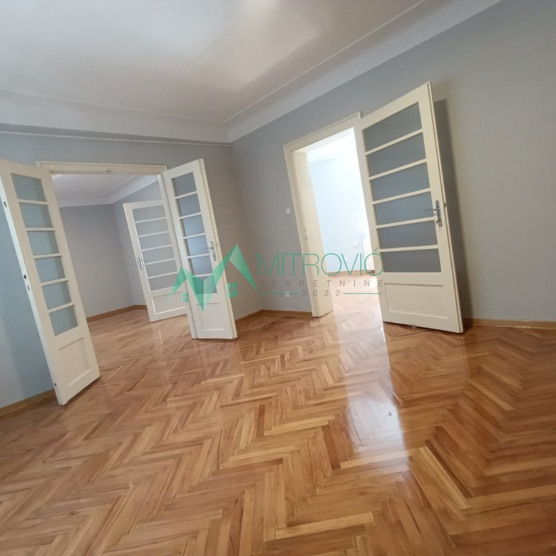 Lokal Prodaja Novi Sad  84 m2