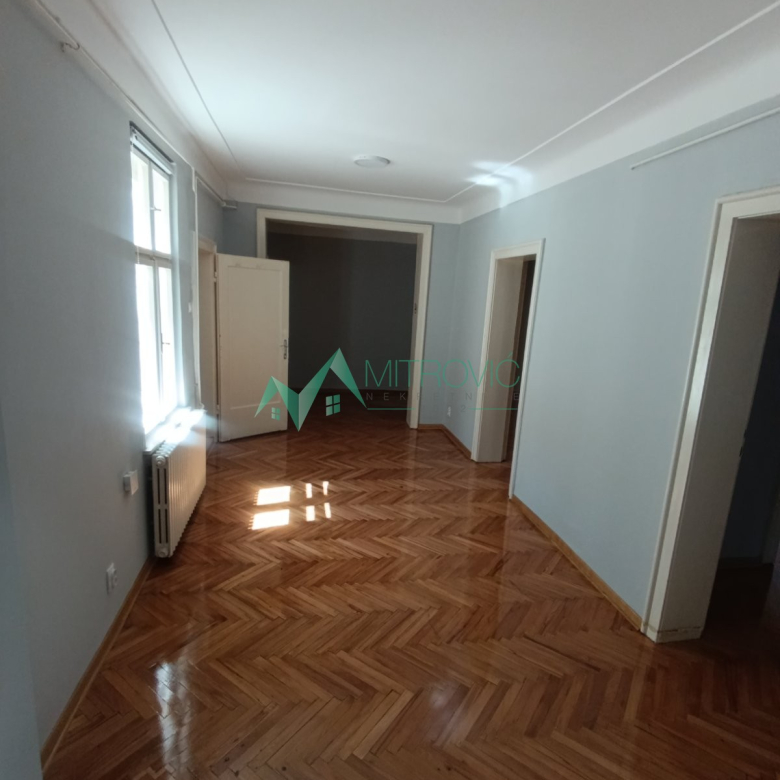 Lokal Prodaja Novi Sad  84 m2