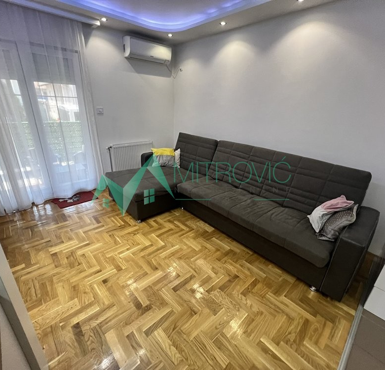Stan Prodaja Novi Sad  57 m2