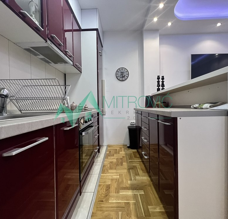 Stan Prodaja Novi Sad  57 m2