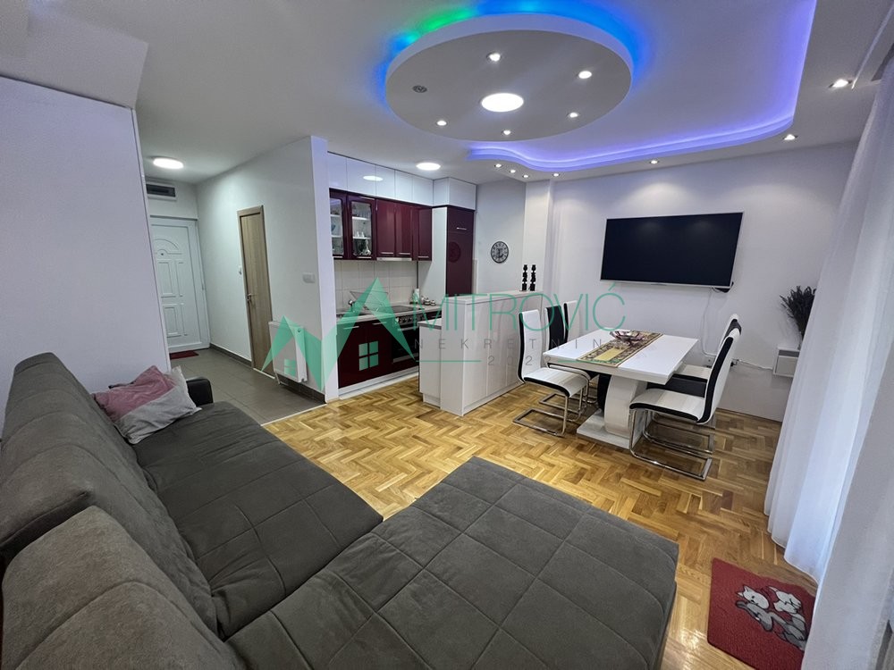Stan Prodaja Novi Sad  57 m2