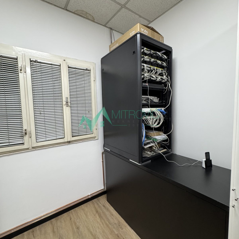 Lokal Prodaja Novi Sad  500 m2