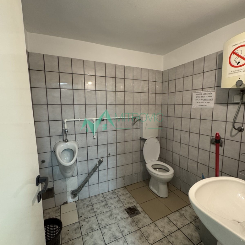 Lokal Prodaja Novi Sad  500 m2