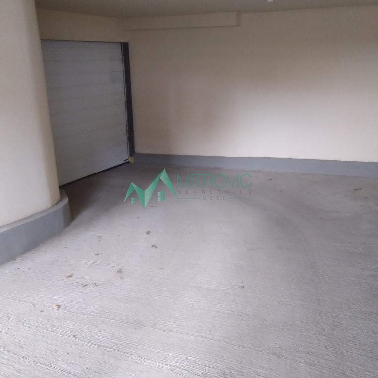 Stan Prodaja Novi Sad  12 m2