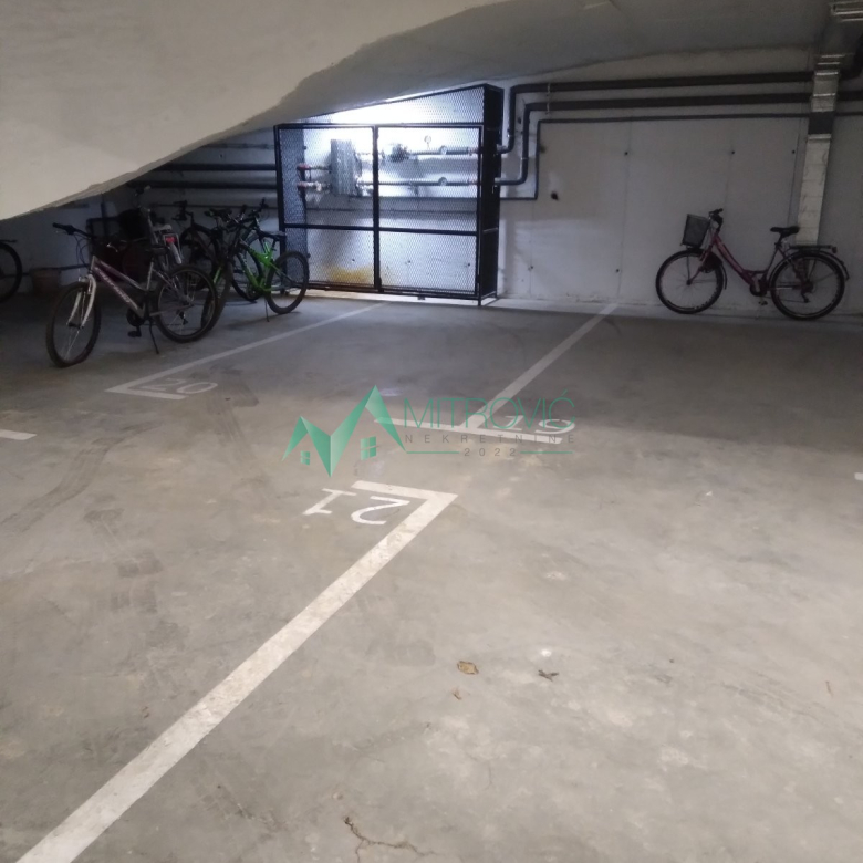 Stan Prodaja Novi Sad  12 m2