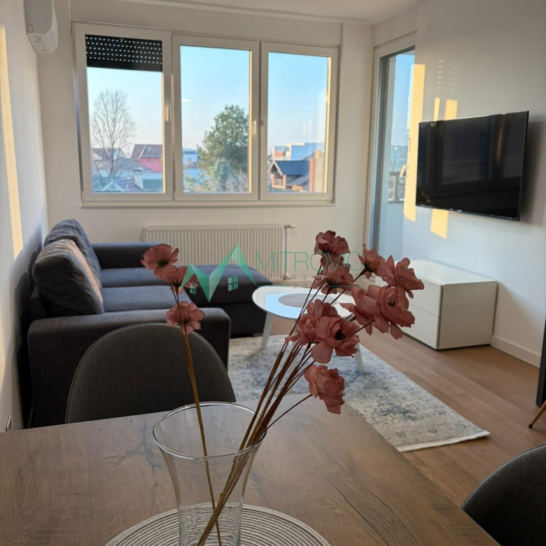 Stan Prodaja Novi Sad  45 m2