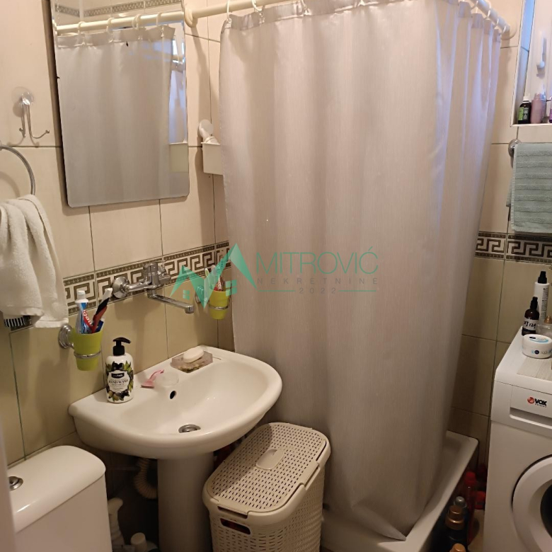 Stan Prodaja Novi Sad  42 m2