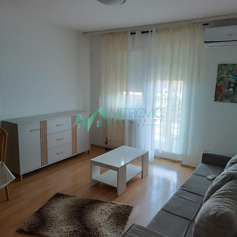 Stan Prodaja Novi Sad  42 m2