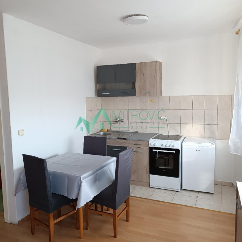 Stan Prodaja Novi Sad  30 m2
