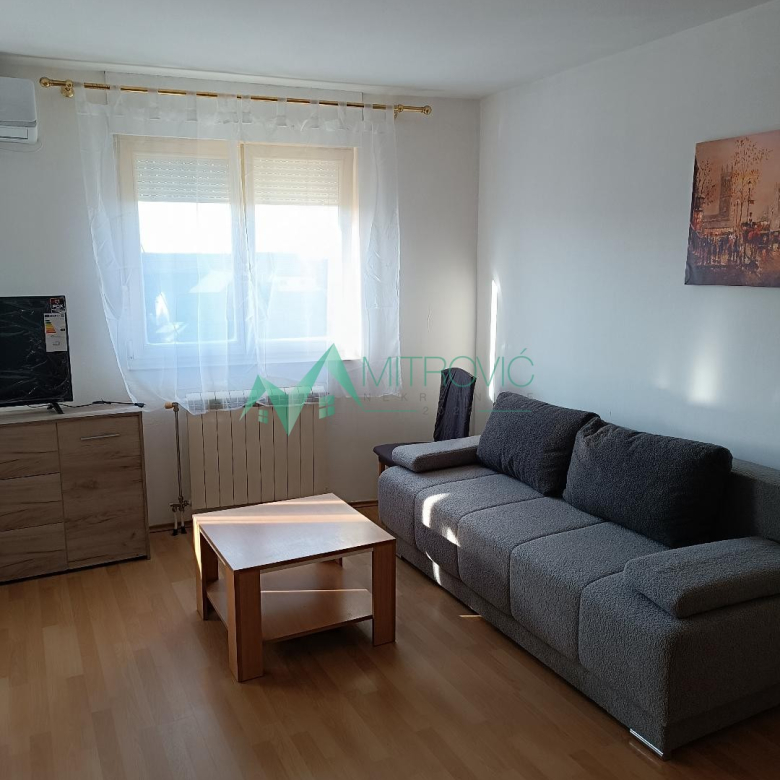 Stan Prodaja Novi Sad  30 m2