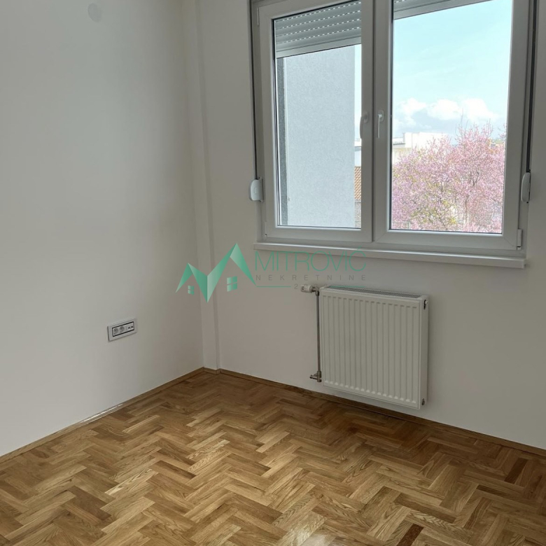 Stan Prodaja Novi Sad  34 m2