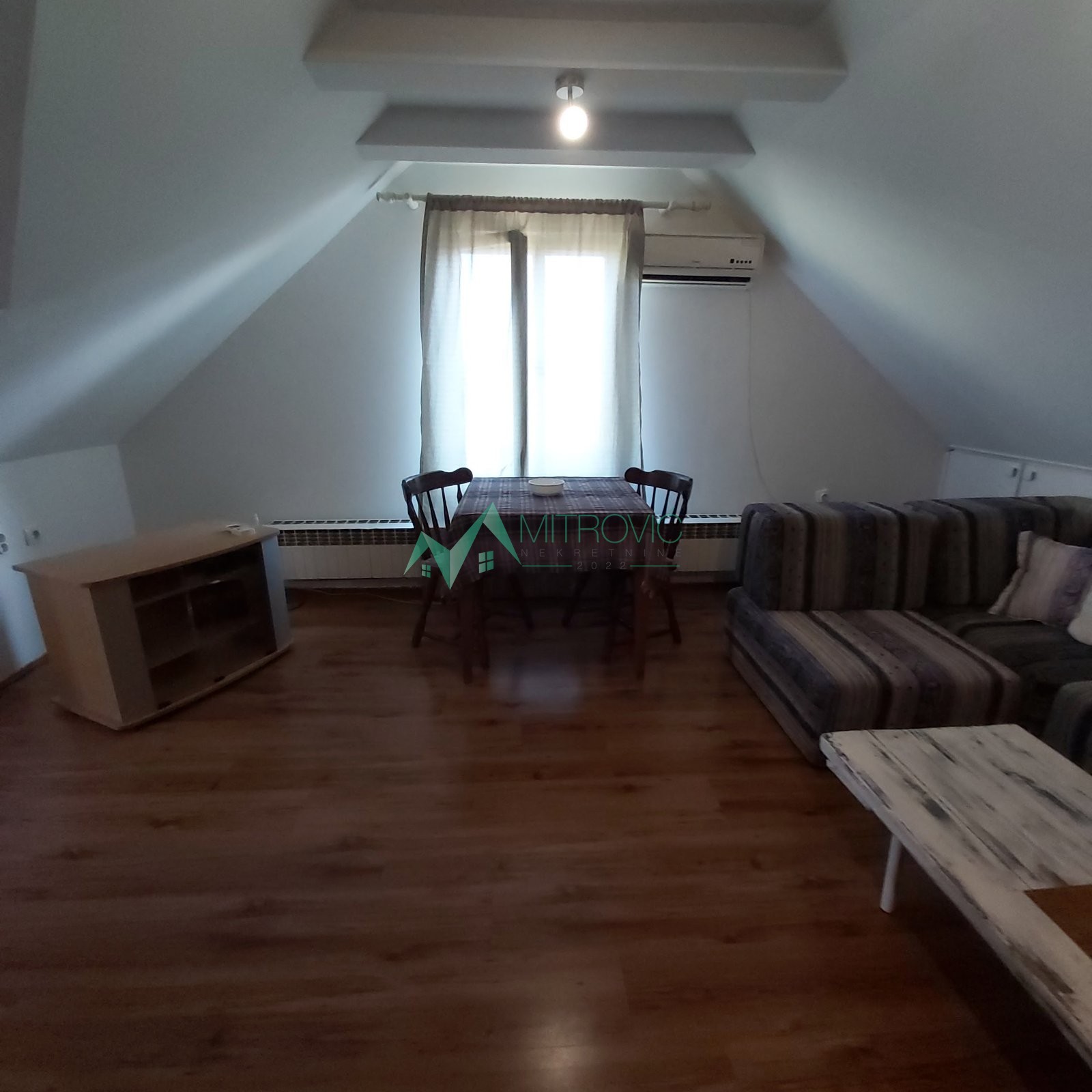 Stan Prodaja Veternik Stan Prodaja Veternik 28 m2