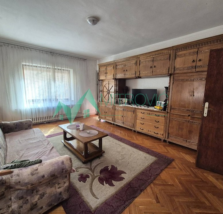 Čerević. Kuća 214m2 sa placem od 690m2
