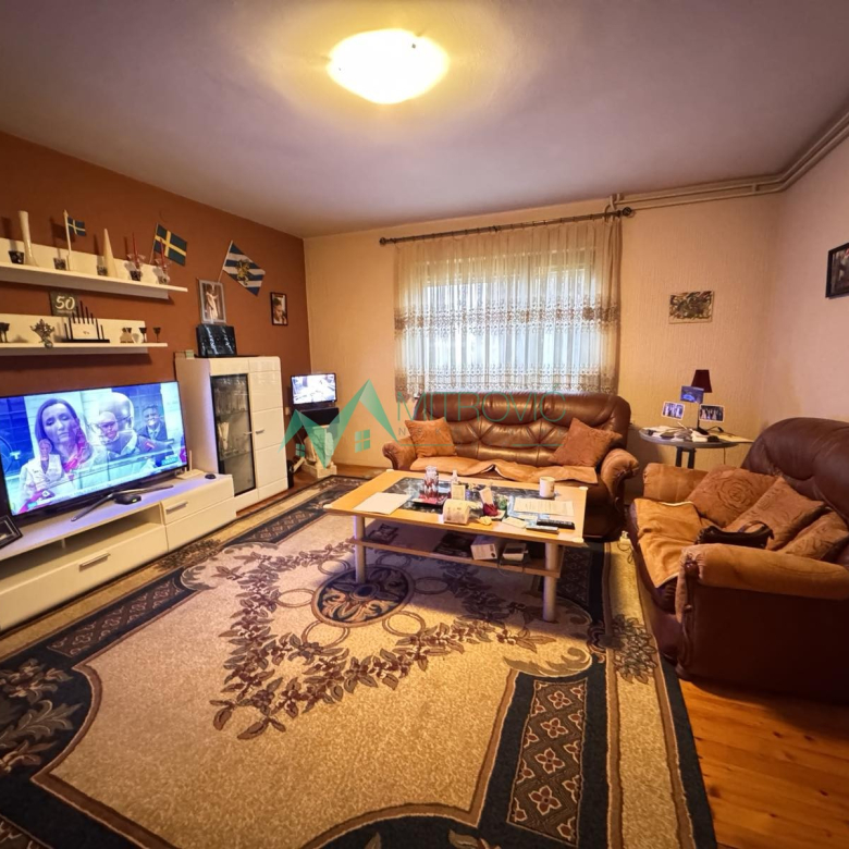 Kuća Prodaja Novi Sad  179 m2