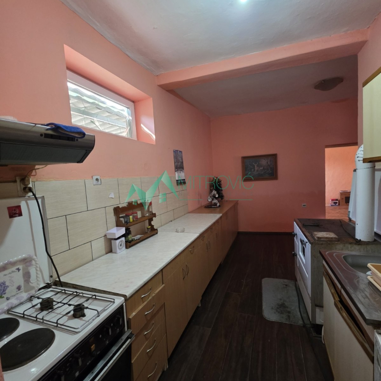 Kuća Prodaja Bačka Palanka  239 m2