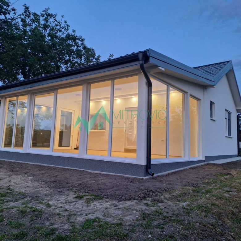 Kuća Prodaja Banoštor  68 m2