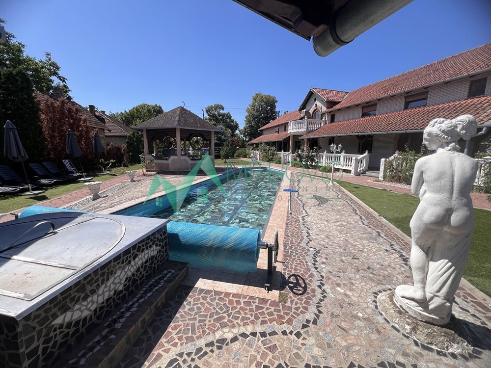 Kuća Prodaja Zmajevo Kuća Prodaja Zmajevo 500 m2