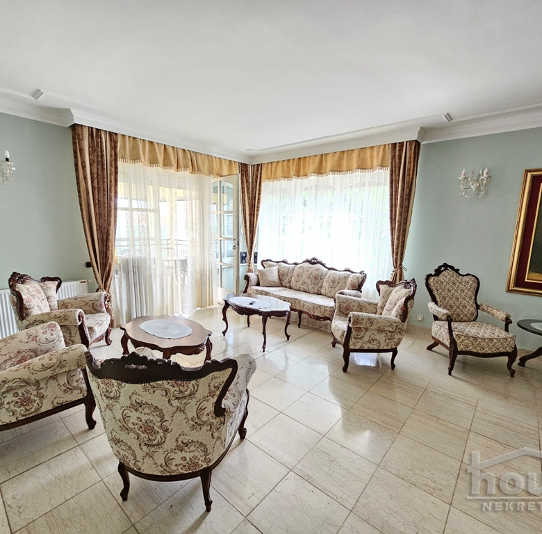 Kuća Prodaja Novi Sad  360 m2